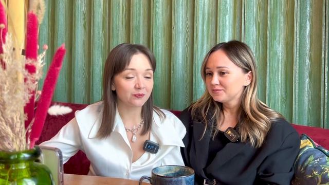 Провинциальный продюсер покоряет Нью-Йорк. Путь миллионерши из Асбеста. смотреть онлайн