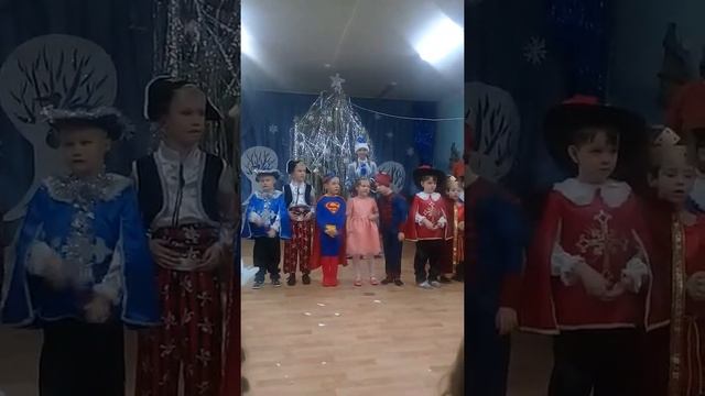 Белогорск детский сад 17.Новый год 2018,подготовительная группа Артем смотреть онлайн