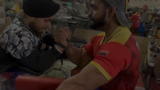 Arm wrestling practice +training #youtubeshorts #shorts #short #viral #ytshorts #shortvideo #pw #yt смотреть онлайн