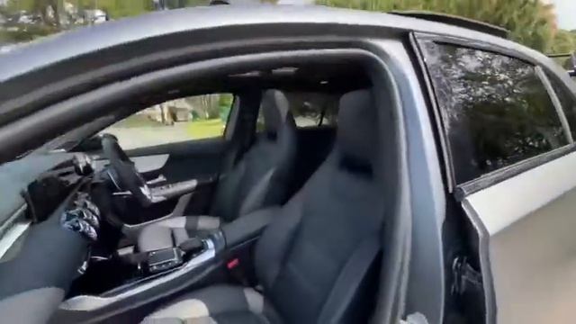 Mercedes-Benz A35 AMG (Premium Plus) - MD70 BZX смотреть онлайн