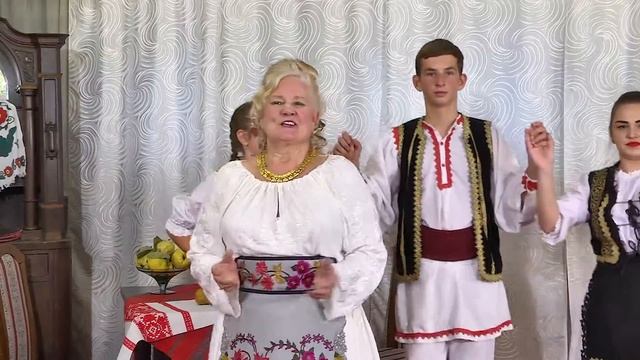 Elena Sintescu Olariu-M-as duce la spovedit смотреть онлайн