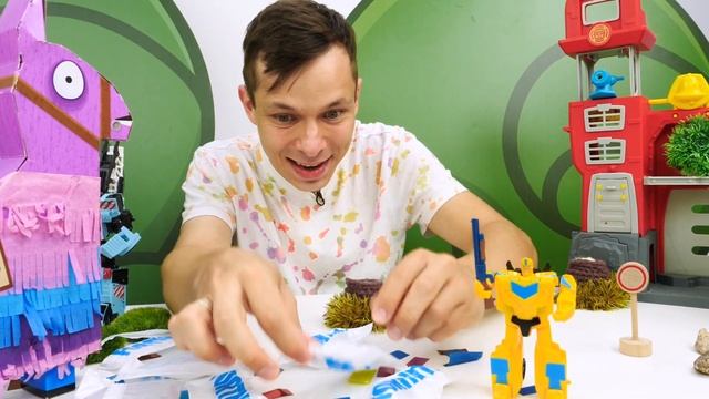 Роботы Трансформеры - Сюрприз для Автоботов от Той Мастера! - Оптимус Прайм в видео игры битвы смотреть онлайн