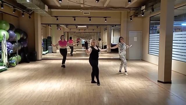 ШВТ “Зейнаб”. Работа в зале. Педагог Оксана Бабаева смотреть онлайн