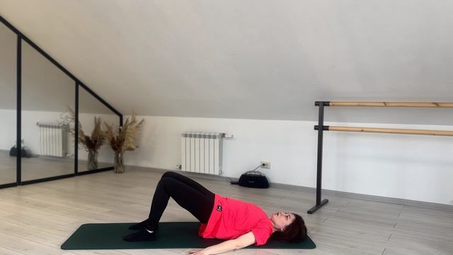 Здоровая спина с Showme.Pilates смотреть онлайн