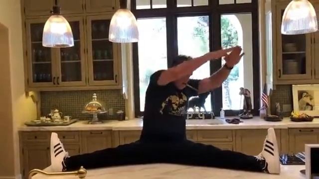 Arnold Schwarzenegger funny flexibility video