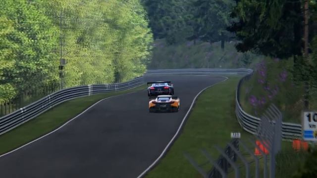 Battle Audi R8 LMS Ultra x McLaren 650S GT3 at Nordschleife смотреть онлайн