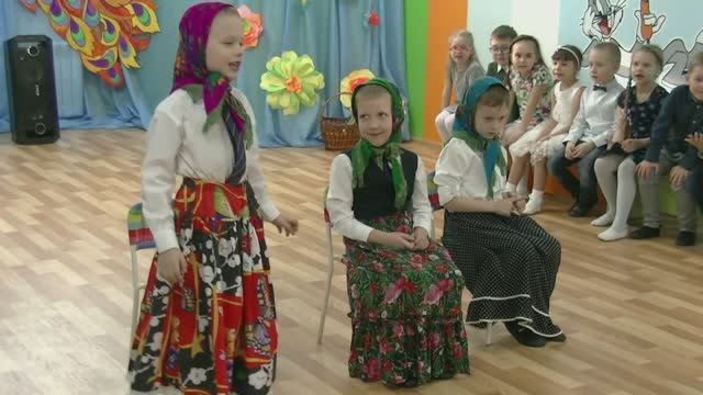 Утренник в детском саду - 8 Марта (старшая группа) смотреть онлайн