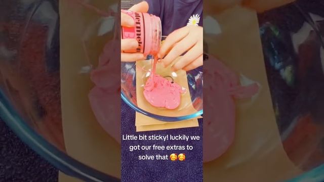 Sadie tries out Toast Slimes! #slime #Australia #relaxing #watermelon #boba #stretch #click смотреть онлайн