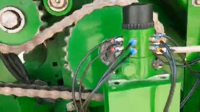 Пресс-подборщик John Deere 854 RotoFlow | Прокрутка смотреть онлайн