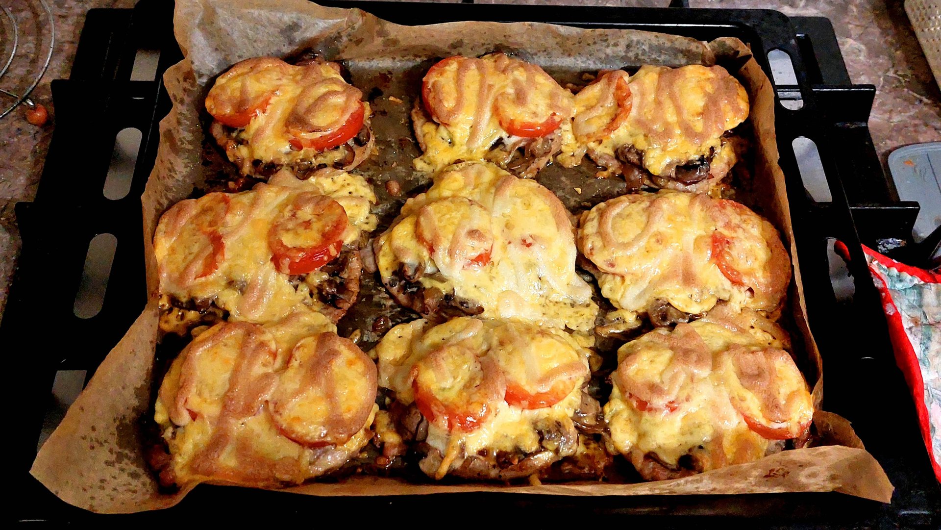 МЯСО ПО-ФРАНЦУЗСКИ С ГРИБАМИ👍😋 смотреть онлайн