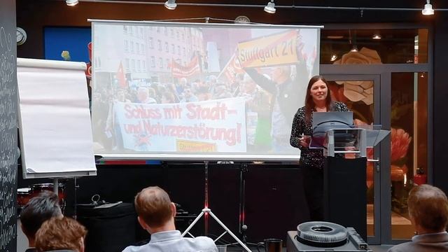 XQ Digital Summit | Futurology: Smart Cities and the Future Role of Energy Companies, Melanie Mülle смотреть онлайн