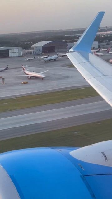 Взлет из Шереметьево смотреть онлайн