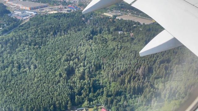 Идеальная посадка нового Airbus A350 в Шереметьево смотреть онлайн