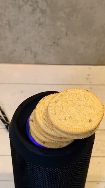 EDUplink Bass Test with Churro Oreos! 😱🫣🤯 смотреть онлайн