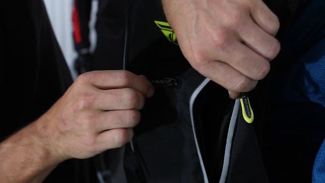 Hydration Pack Review смотреть онлайн