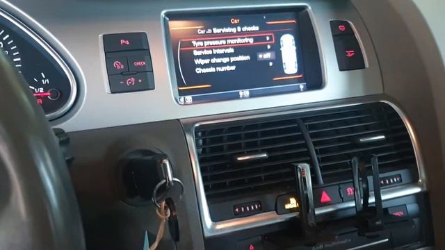 איפוס מנורת חיישן לחץ אוויר TPMS AUDI Q7 2015 смотреть онлайн