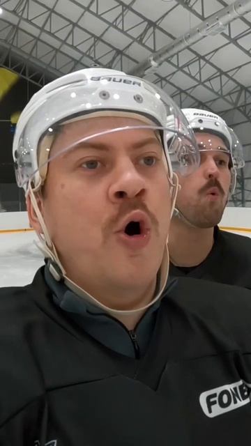 Тренер должен уметь показать 👌#hockey #хоккей #nhl #нхл #ovechkin #овечкин #кхл #kucherov #coach