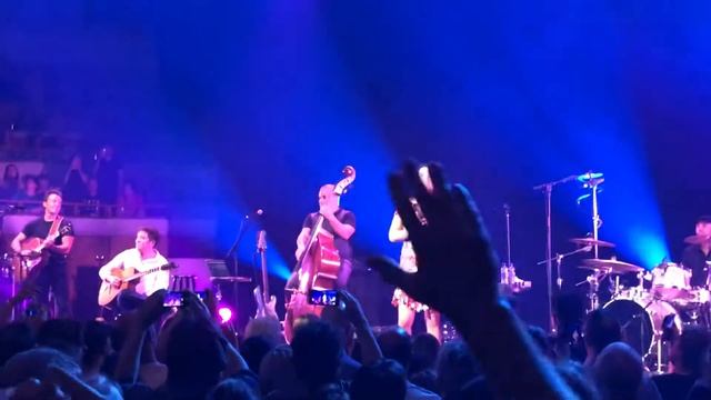 Zaz - Je Veux (LIVE @TivoliVredenburg 04.06.2018) смотреть онлайн