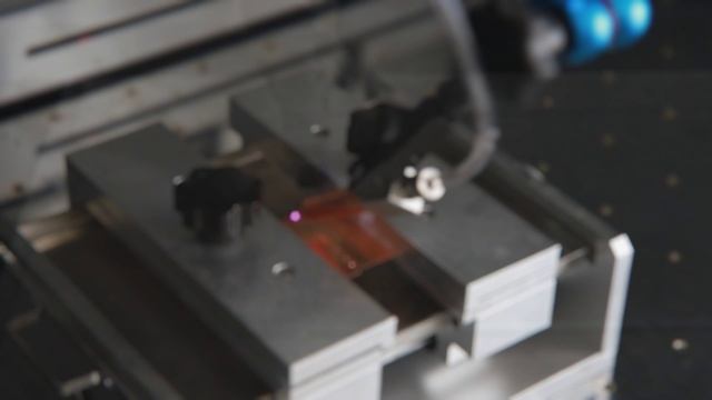 Видео с Шанхайской международной выставки фотоники 2025-3.11-2025.3.13！ смотреть онлайн