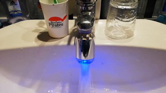 Embout de robinet trop cool смотреть онлайн