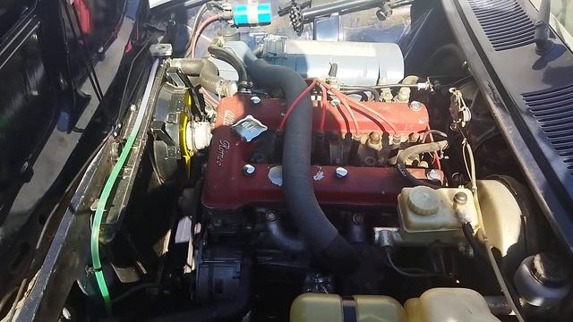 Alfa Romeo Alfetta 1975 года и еë замечательный владелец. (02.07.2022)