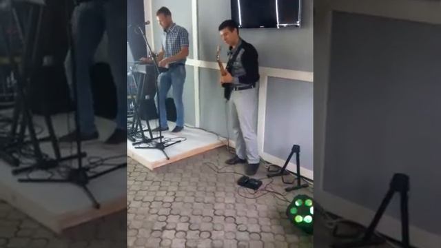 гурт "Мажор плюс". Ти в третє цього літа зацвітеш. Кафе-терасса "Рондель"