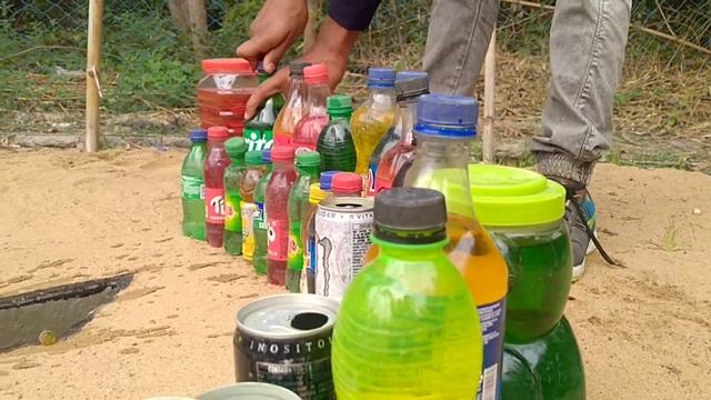 Experiment: Big Coca Cola vs Mentos from X hole with Cement, Balloons, Fanta,Mirinda, 7up & Mtn Dew смотреть онлайн