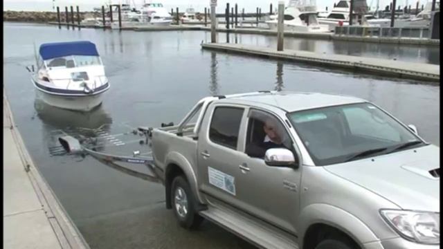 Launch and Retrieve Boat Latch смотреть онлайн