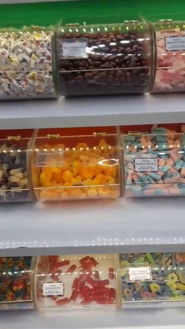 Lollipops,Candies.#short #shortsvideo #trending#entertainment #subscribers смотреть онлайн
