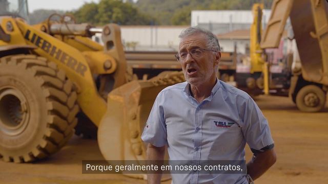 Liebherr - L 580 no carregamento de minério de ferro смотреть онлайн