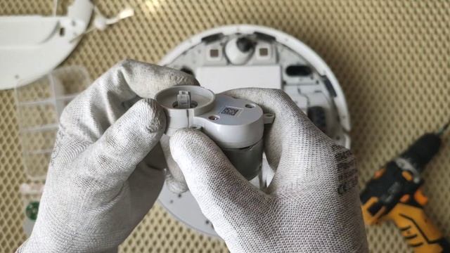 Не крутится боковая щетка Vacuum Mop Xiaomi. Не работает боковая щетка Mijia 1C. смотреть онлайн
