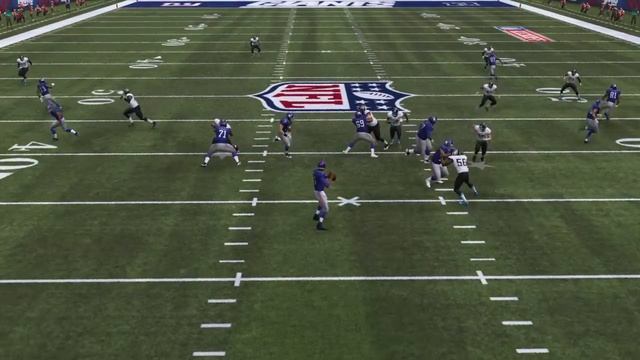 JT Barrett throwing DARTS!! смотреть онлайн