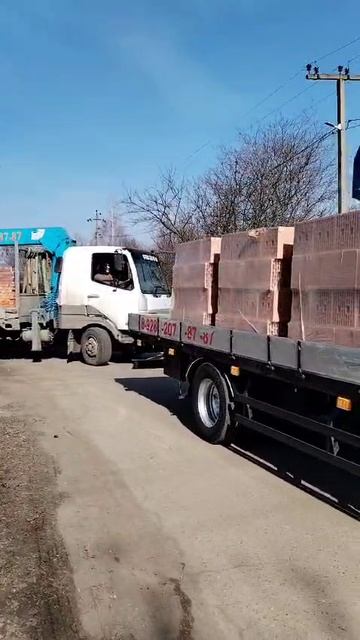 Доставка кирпича