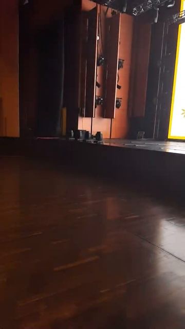 Установка светового оборудования в Конгресс Холле Баку. Часть 2. смотреть онлайн