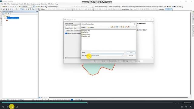 How to Convert Polygon to Line in ArcGIS смотреть онлайн