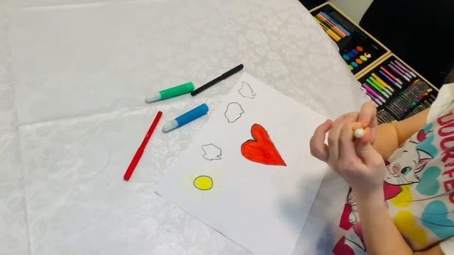 Рисунок сердечка, в исполнение Ксении смотреть онлайн