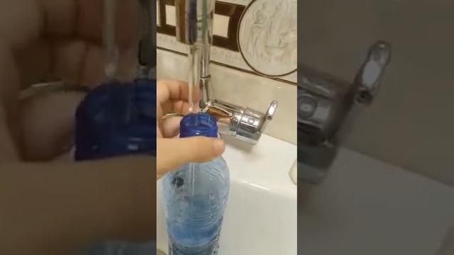 Лайфхак как поставить бутылку