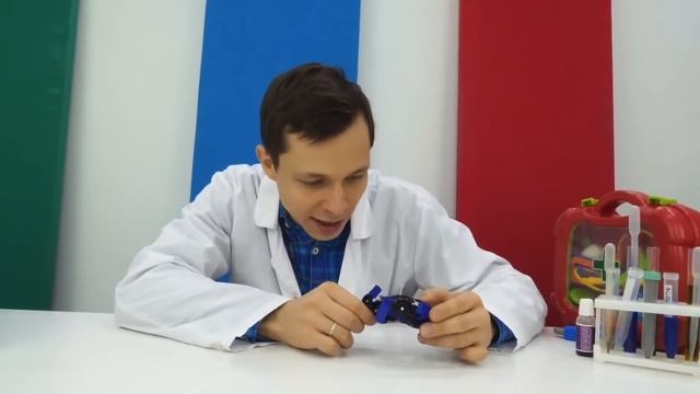 Оптимус Прайм пострадал, ему нужно НАНО ТОПЛИВО! Роботы Трансформеры в видео для мальчиков Доктор Ой смотреть онлайн