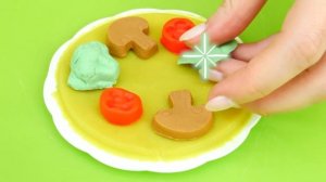 Кафе Барби и итальянская пицца! Игры в готовку из пластилина Плей До — куклы и детская кухня