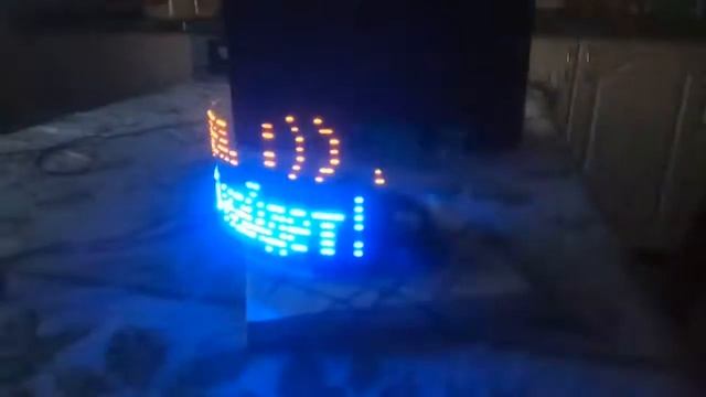 Propeller-clock (часы пропеллер) смотреть онлайн