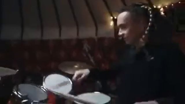 Які ж молодці киргизські друзі! смотреть онлайн