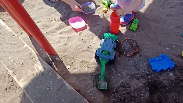 Kids' Excavator & Truck For Kids Play In The Sandbox For Kids.