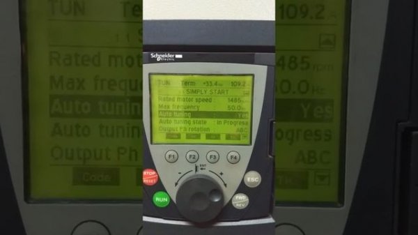 SCHNEIDER ELECTRIC ALTIVAR 71 DRIVE - MOTOR ID RUN / AUTO TUNING PROCEDURE