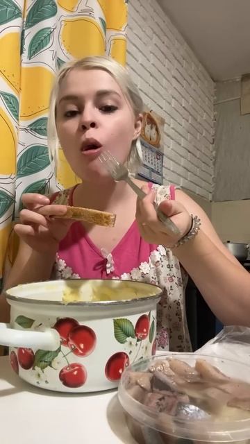 Ну зачем есть мясо с картошкой 🤣🤣🤣