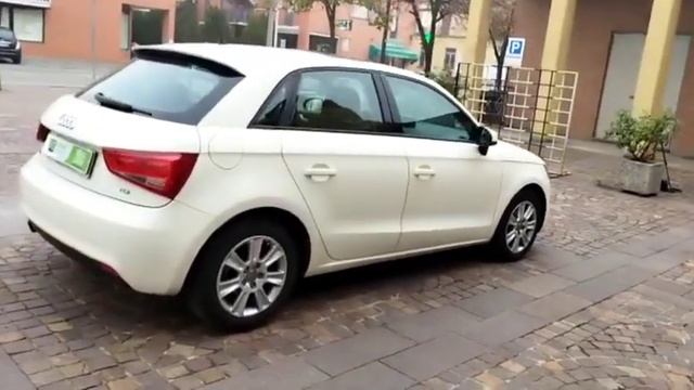 AUDI A1 SPB 1.6 TDI Neopatentati!! смотреть онлайн