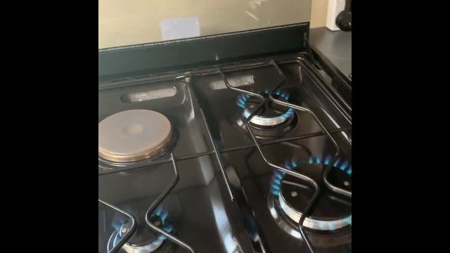 Sterling Europa 470 2008 Model смотреть онлайн