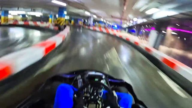 Картодром V-Karting | Капитолий | 21/03/24 | Miks Kart 9л.с. | Best: 35:054 смотреть онлайн