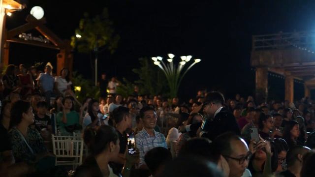 Cheri Cheri Lady - Việt Sơn live at | LA LUNA COFFEE HẠ LONG | ĐÊM NHẠC DƯỚI TRĂNG #2023 смотреть онлайн