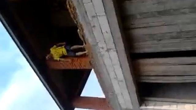 Прыжок с балкона смотреть онлайн
