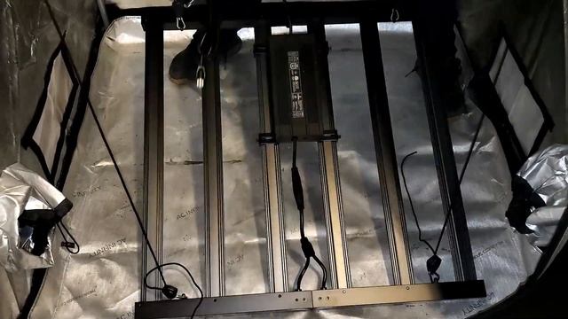AC Infinity IONFRAME EVO6 500W LED Grow Light Unboxing & Setup - The Infinity Grow: S4 EP1 смотреть онлайн